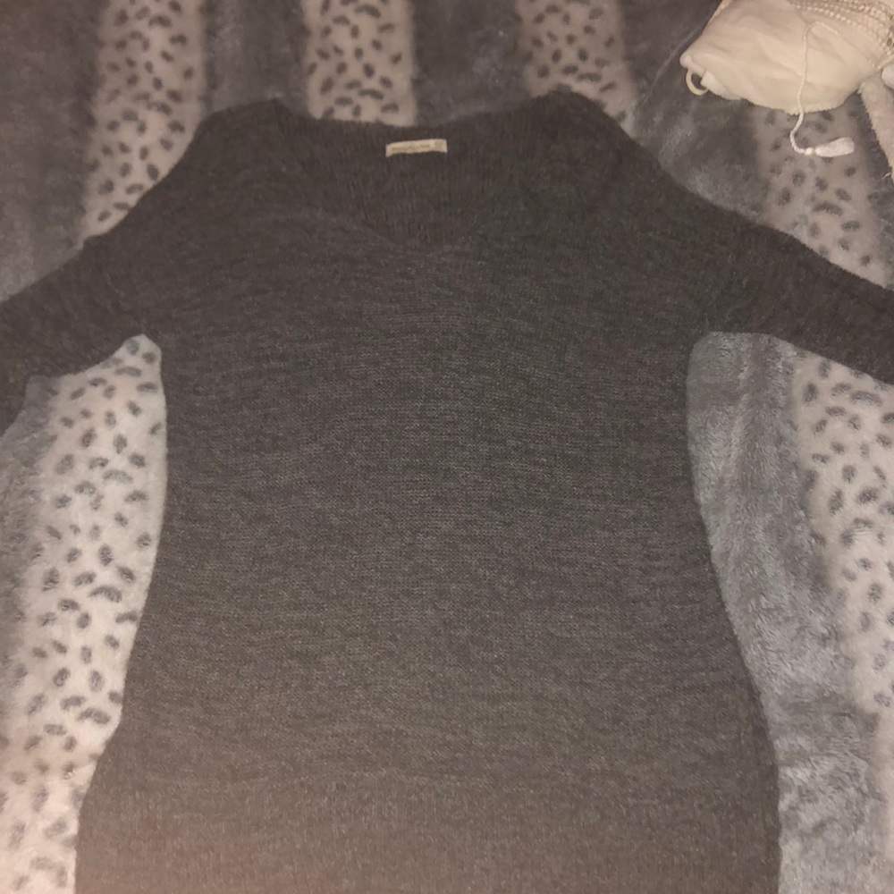 Abercrombie & Fitch sweater